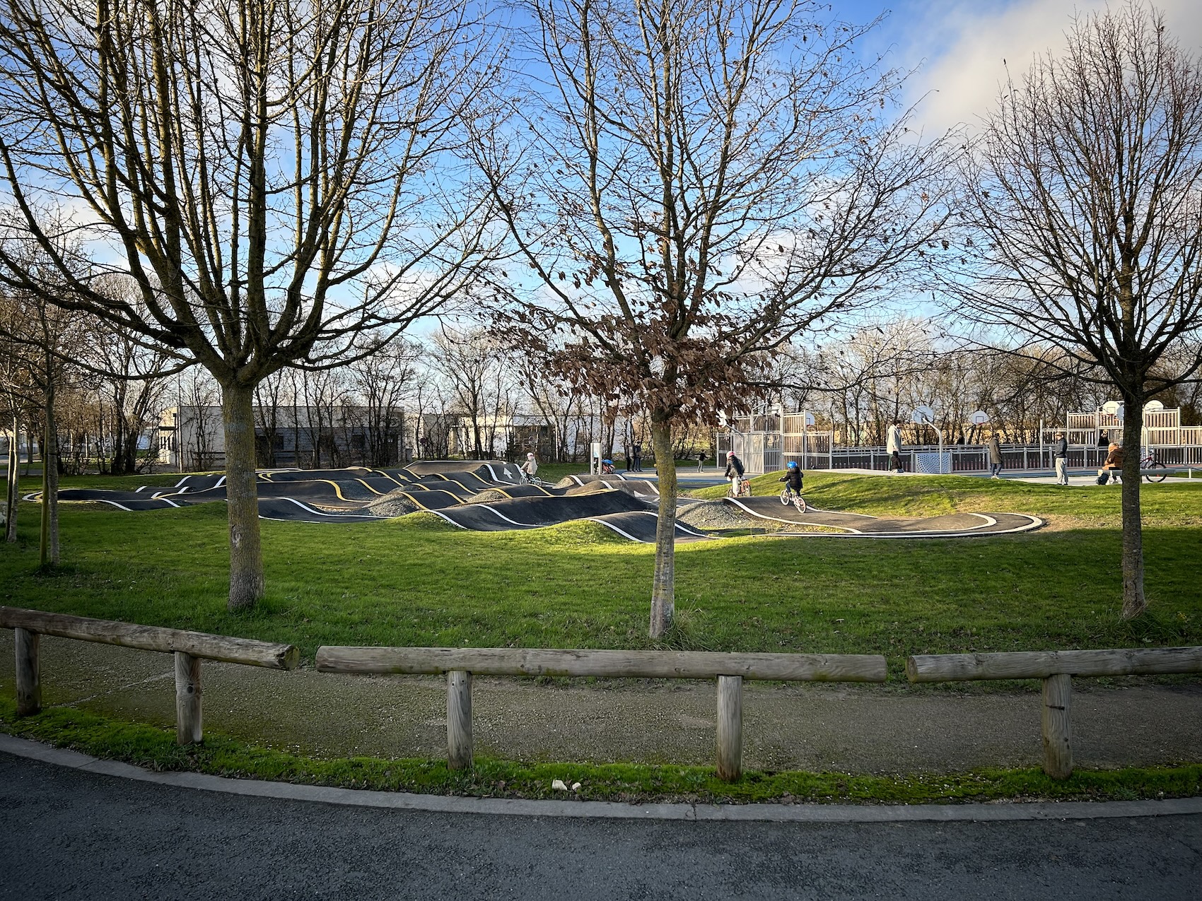 Saint-Jean-de-Liversay skatepark